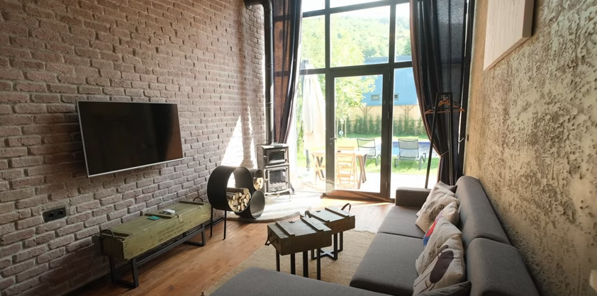 Minimalist Tiny House in Sapanca, Turkey Overview