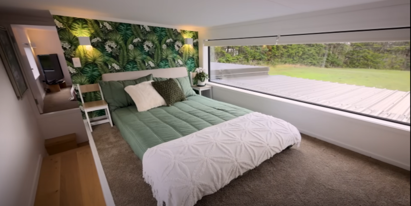 Downsizing and the Tiny House Movement: Sheila and N’s Journey to Simplified Living