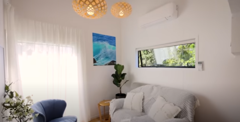Downsizing and the Tiny House Movement: Sheila and N’s Journey to Simplified Living