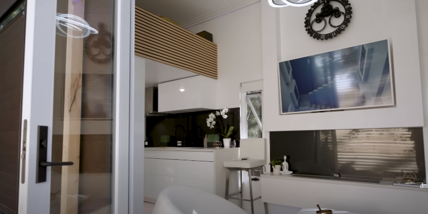 Luxury Living in a Tiny Home: The Story of Nico’s Modern Marvel