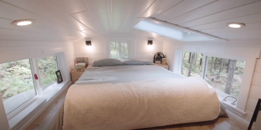 Living the Minimalist Dream: My Journey in a Tiny House